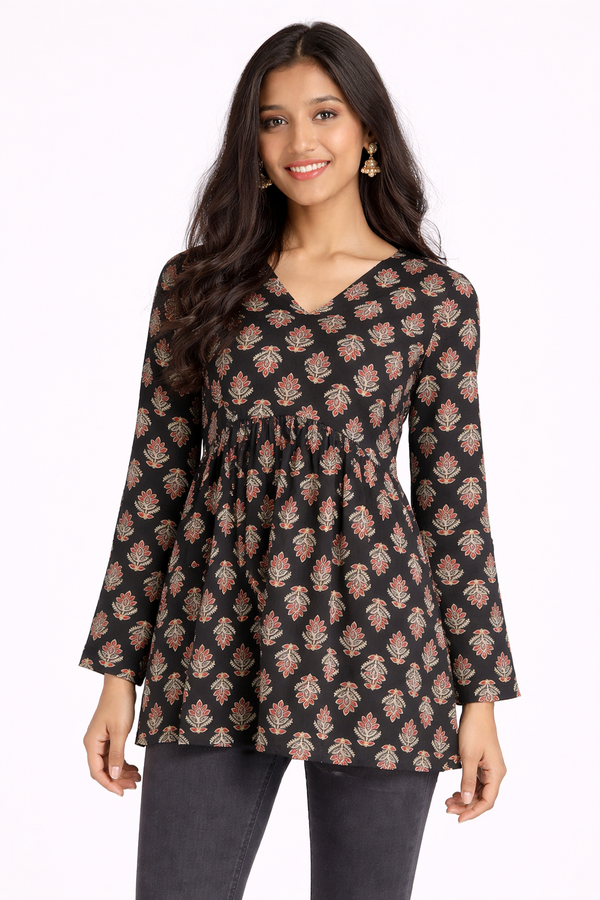 Raatrani Gulabo V-Neck Kurti